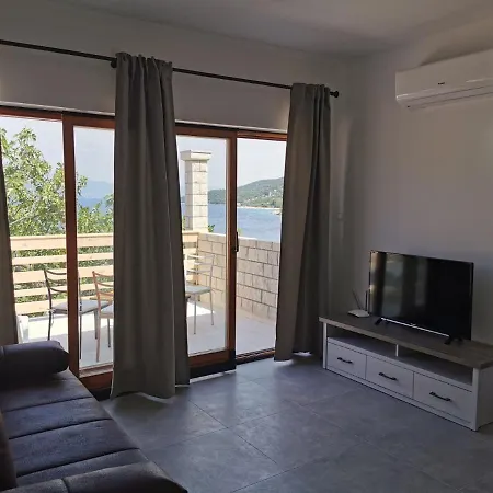 Stanisic Apartment *