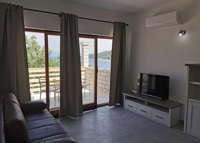 Stanisic Apartment *